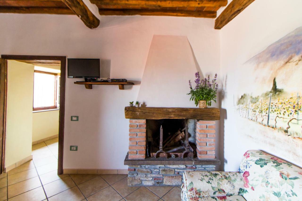 Le Dame Del Borgo Apartment Sassetta Luaran gambar
